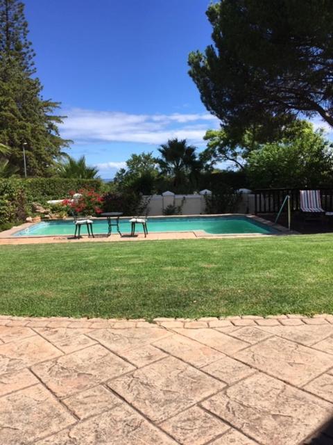 סומרסט ווסט Golf And Garden Guesthouse מראה חיצוני תמונה