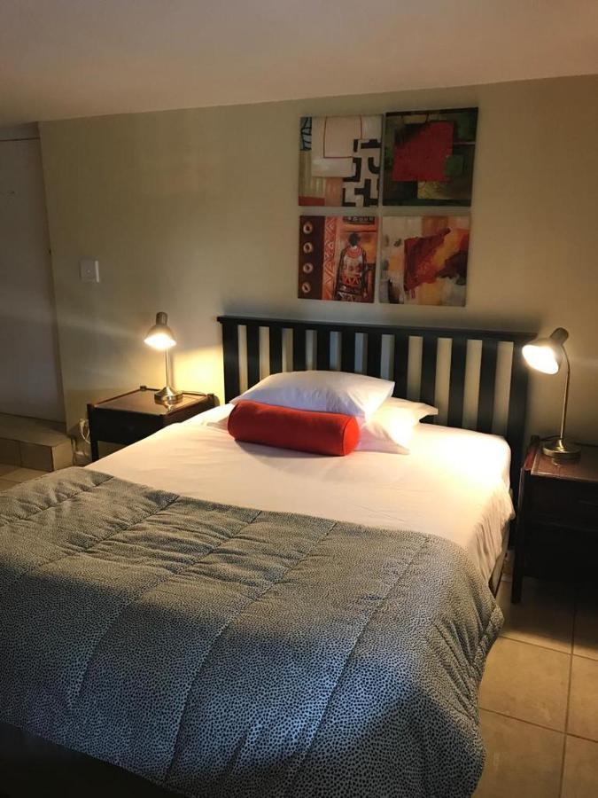 סומרסט ווסט Golf And Garden Guesthouse מראה חיצוני תמונה