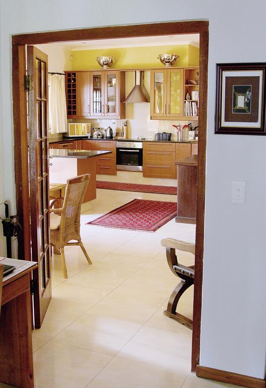 סומרסט ווסט Golf And Garden Guesthouse מראה חיצוני תמונה