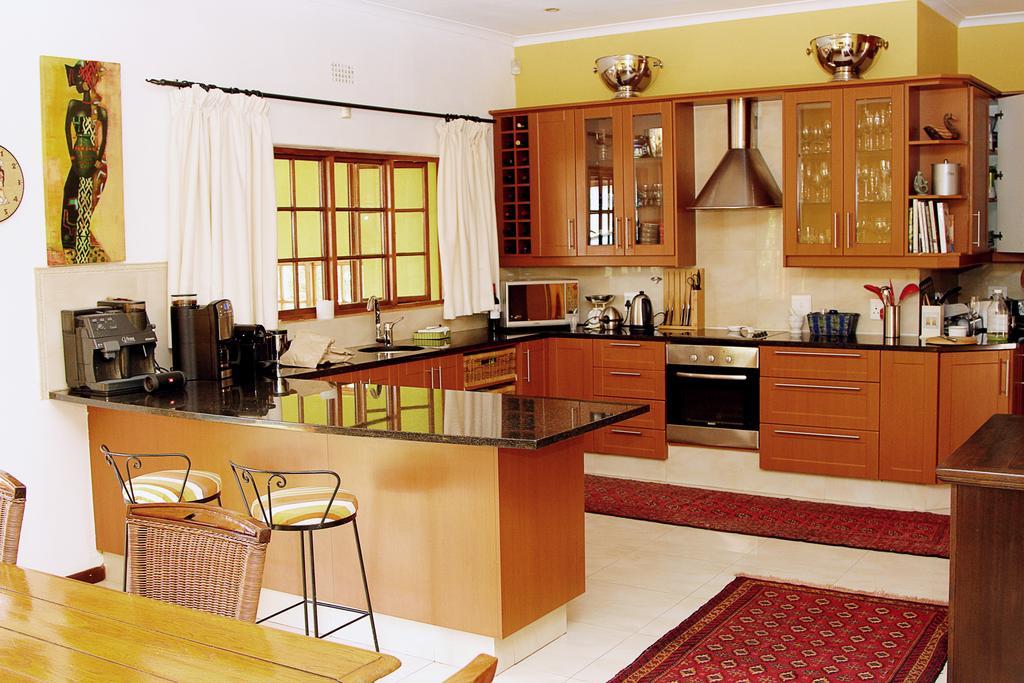 סומרסט ווסט Golf And Garden Guesthouse מראה חיצוני תמונה
